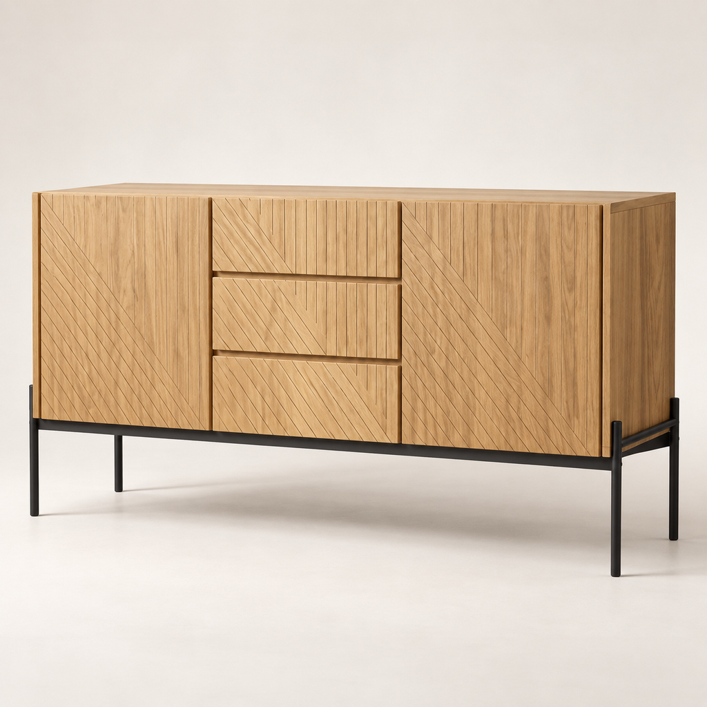 Buffet bois naturel 140 cm deux portes et trois tiroirs vue trois-quarts